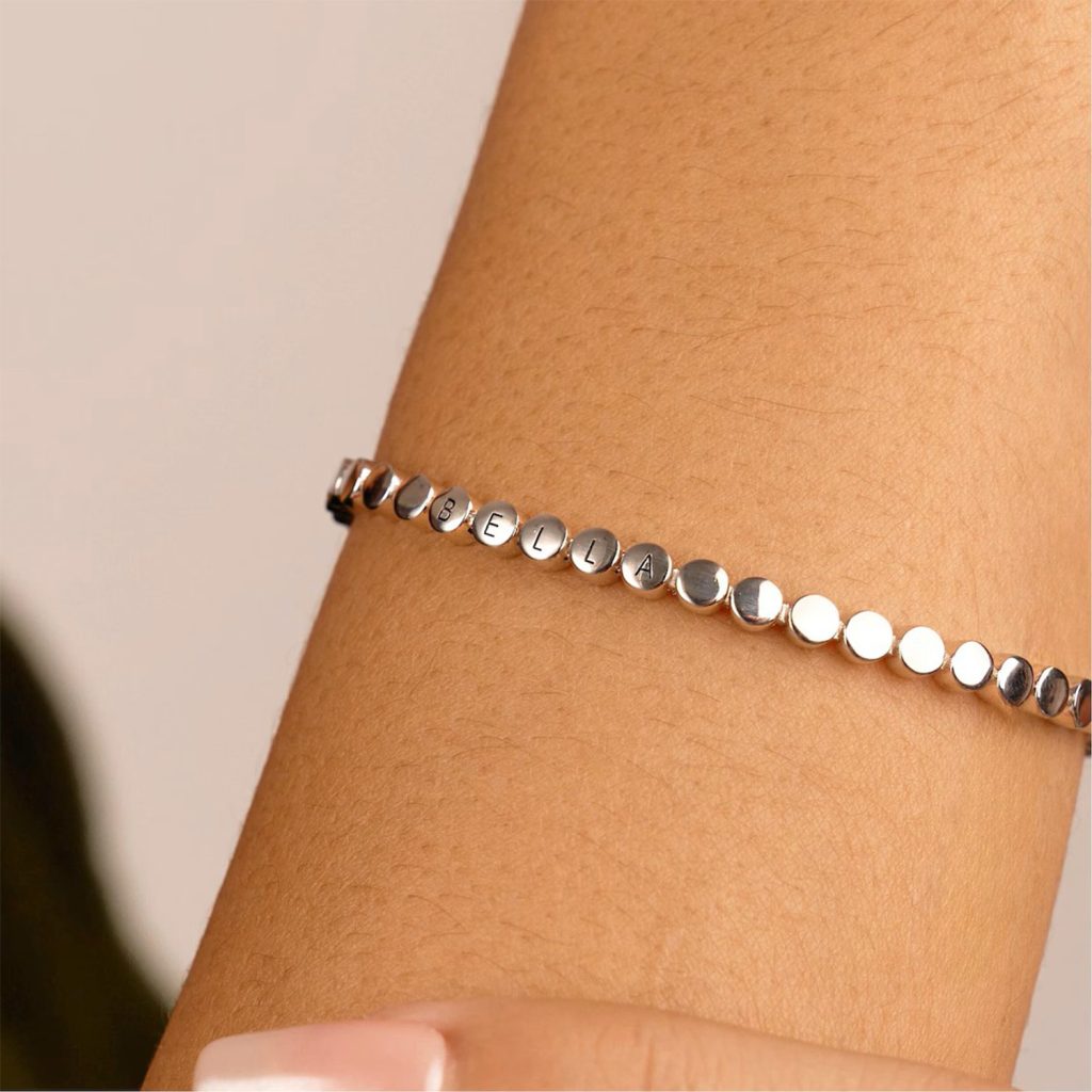 Bracelet en argent gravé au laser fibré