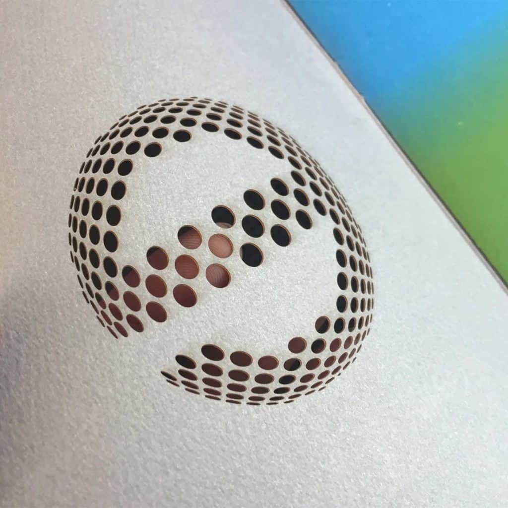 Découpe de cartons avec une decoupeuse laser co2