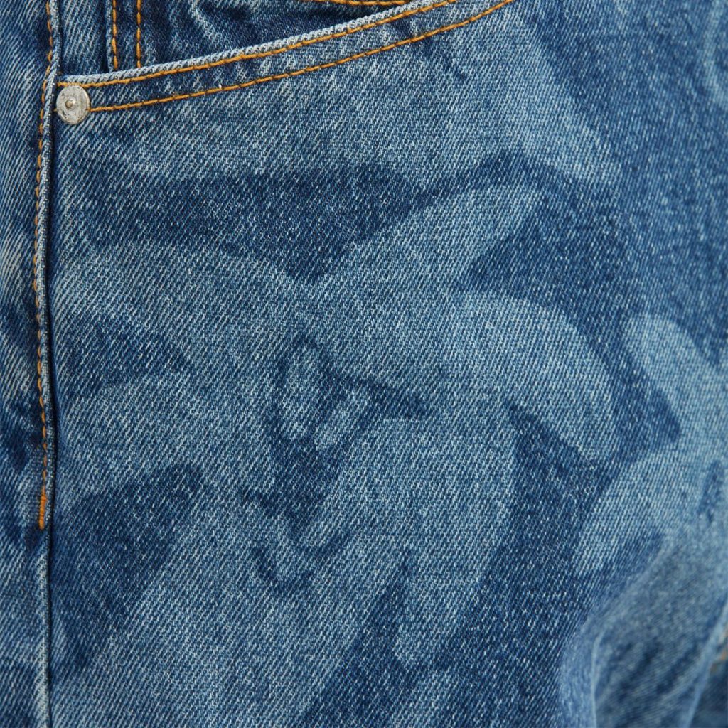 Dessin marqué au laser CO² sur jean