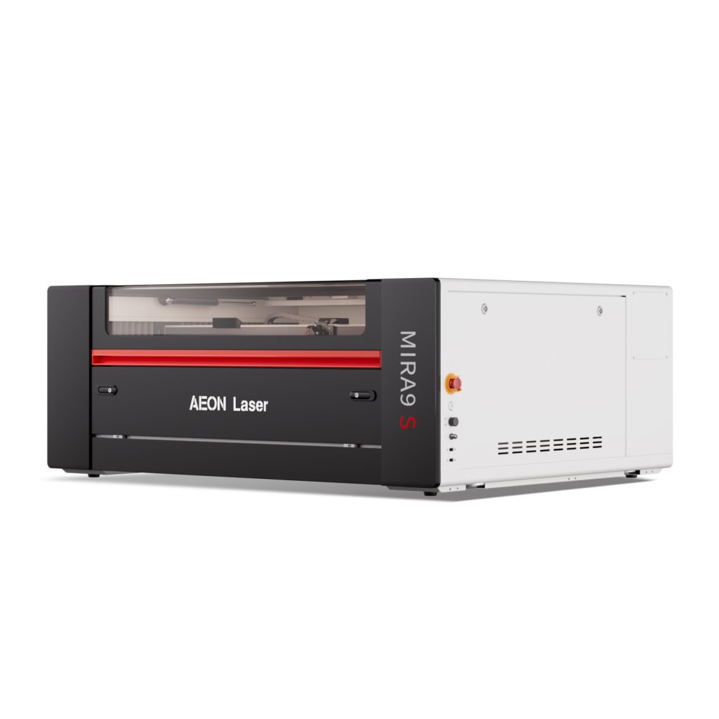 Decoupe et gravure laser avec Aeon Redline Mira 9 S