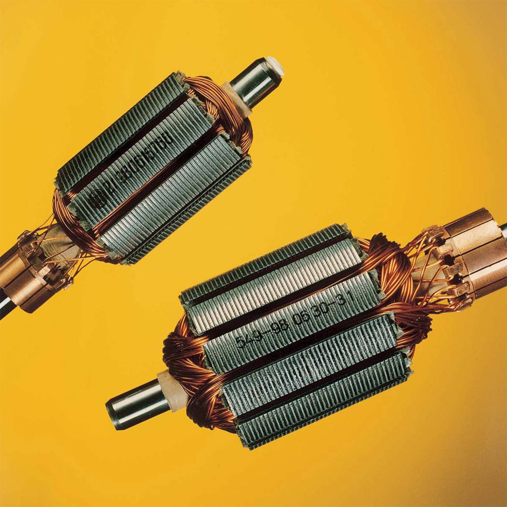 Composants électroniques gravés au laser fibré