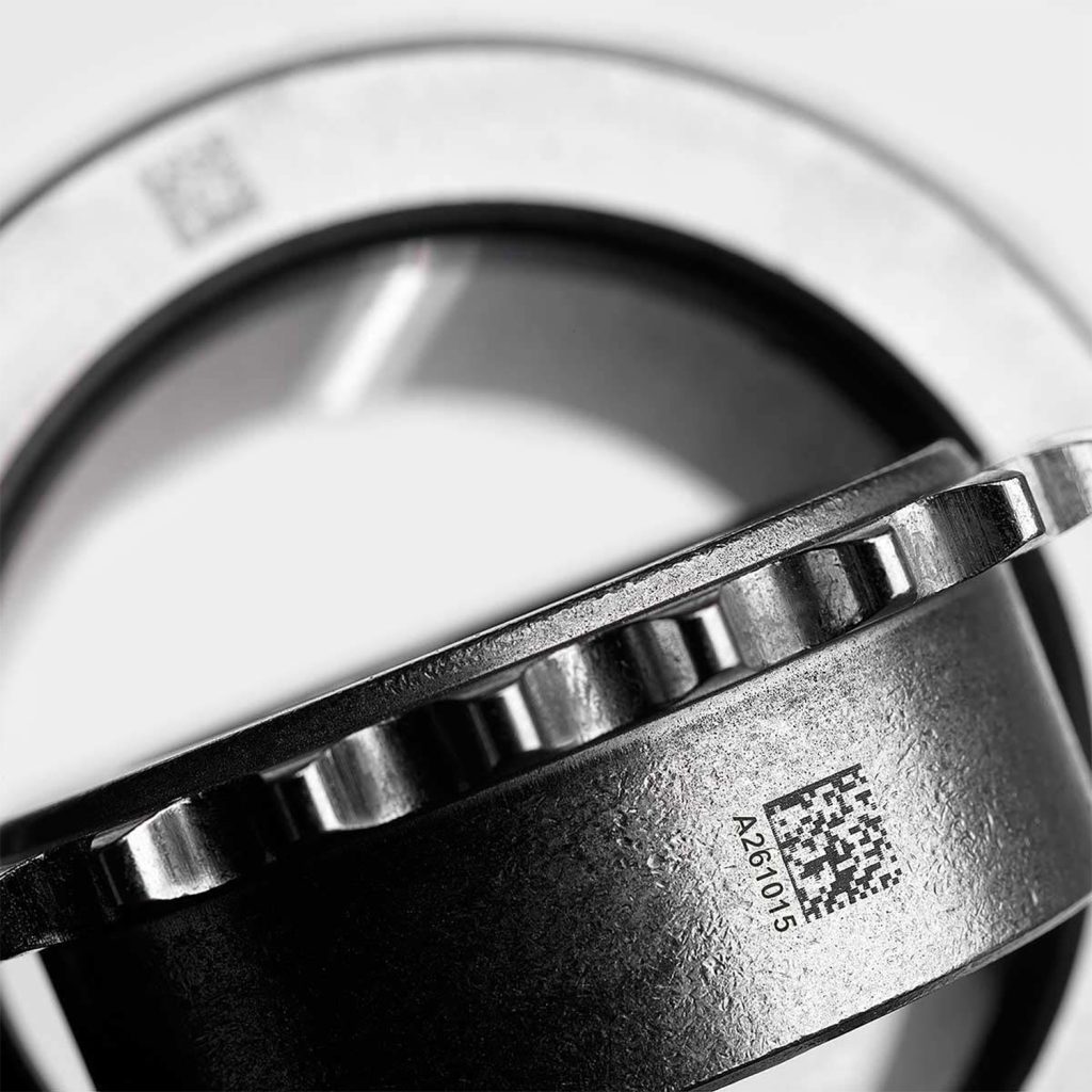 Gravure laser CO₂ d'un Datamatrix sur pièce en métal