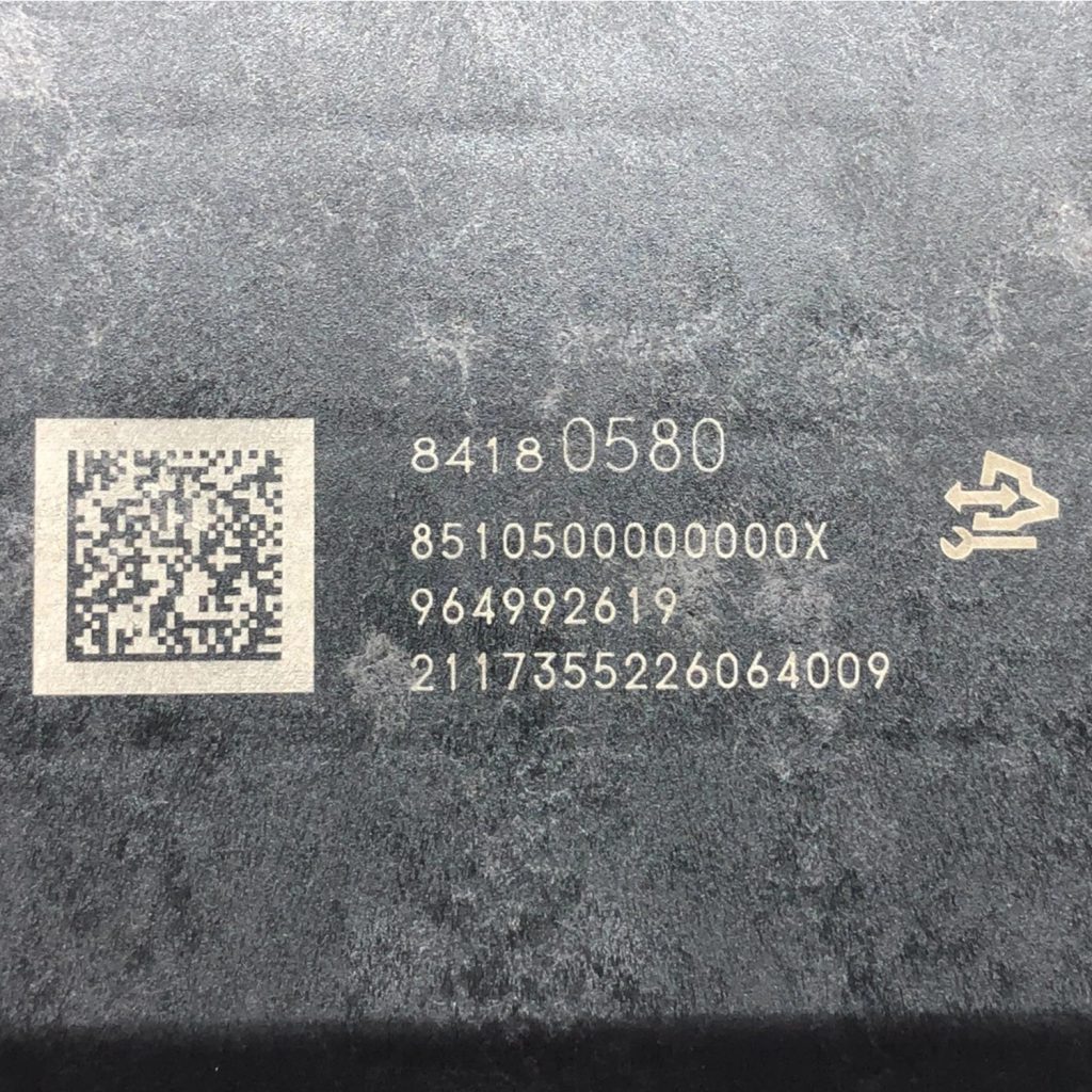 Marquage au laser fibré d'un Datamatrix sur une pièce en métal