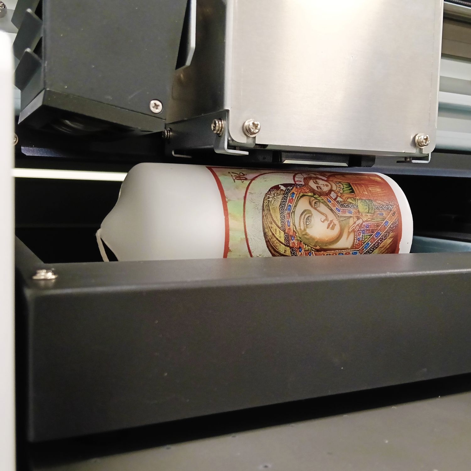 Impression cylindrique sur machine d'impression UV Led