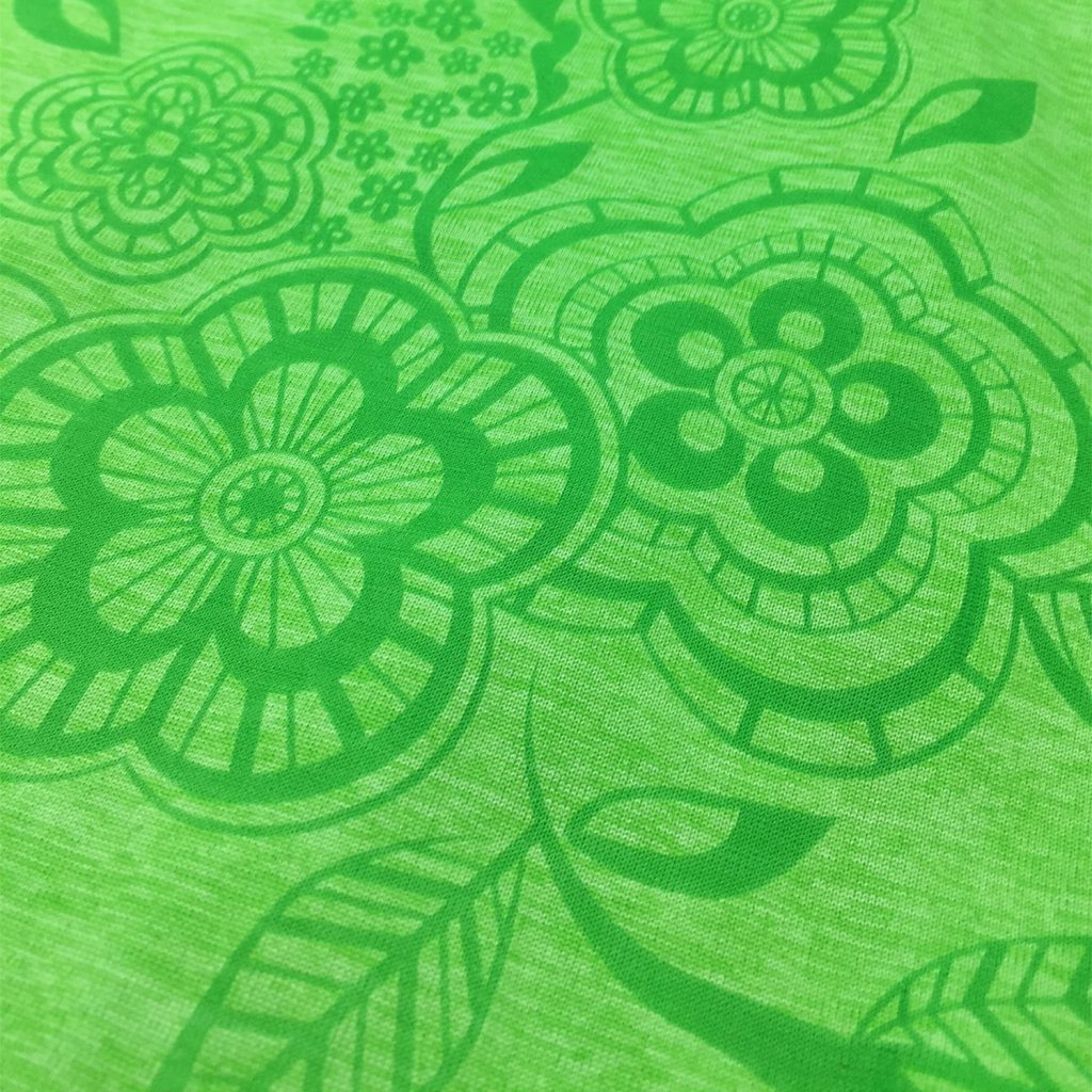 Décor floral gravé au laser CO₂ sur tissu en coton