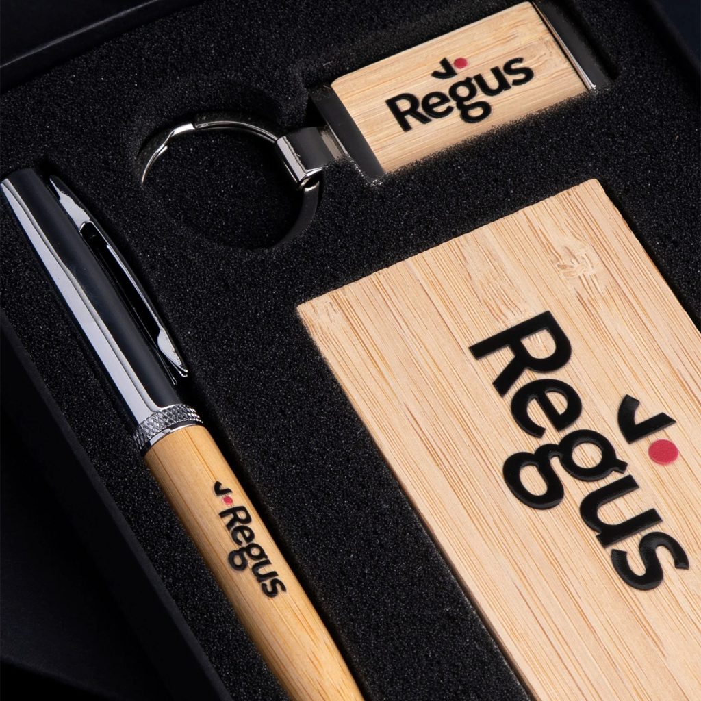 Personnalisation de goodies par marquage en tampographie